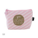 Porte-monnaie tendance en tissu avec motifs