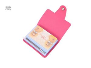 Porte-cartes coloré - accessoire essentiel pour femmes modernes