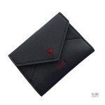 Accessoire pratique, porte-monnaie enveloppe au design unique