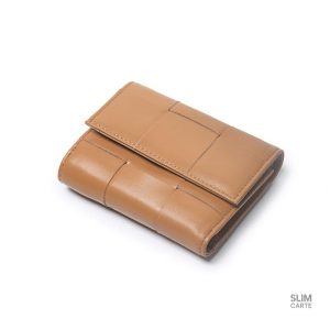 Accessoire en cuir véritable, essentiel du quotidien