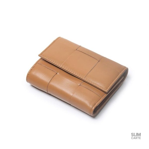 Accessoire en cuir véritable, essentiel du quotidien