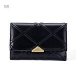 Portefeuille design avec boucle triangle, parfait pour le quotidien