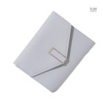 Style intemporel avec fermeture sécurisée, portefeuille court