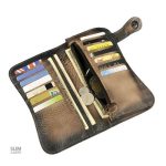 Design intemporel en cuir pour un usage pratique